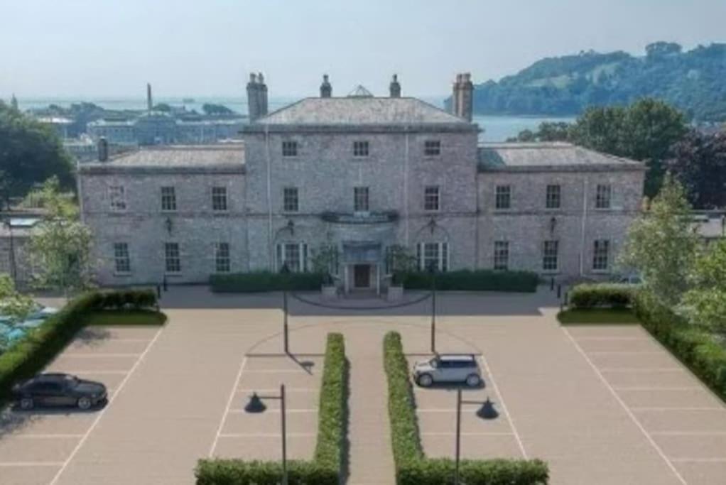9 Admiralty House Stunning Luxury Apartment With Free Parking 普里茅斯 外观 照片